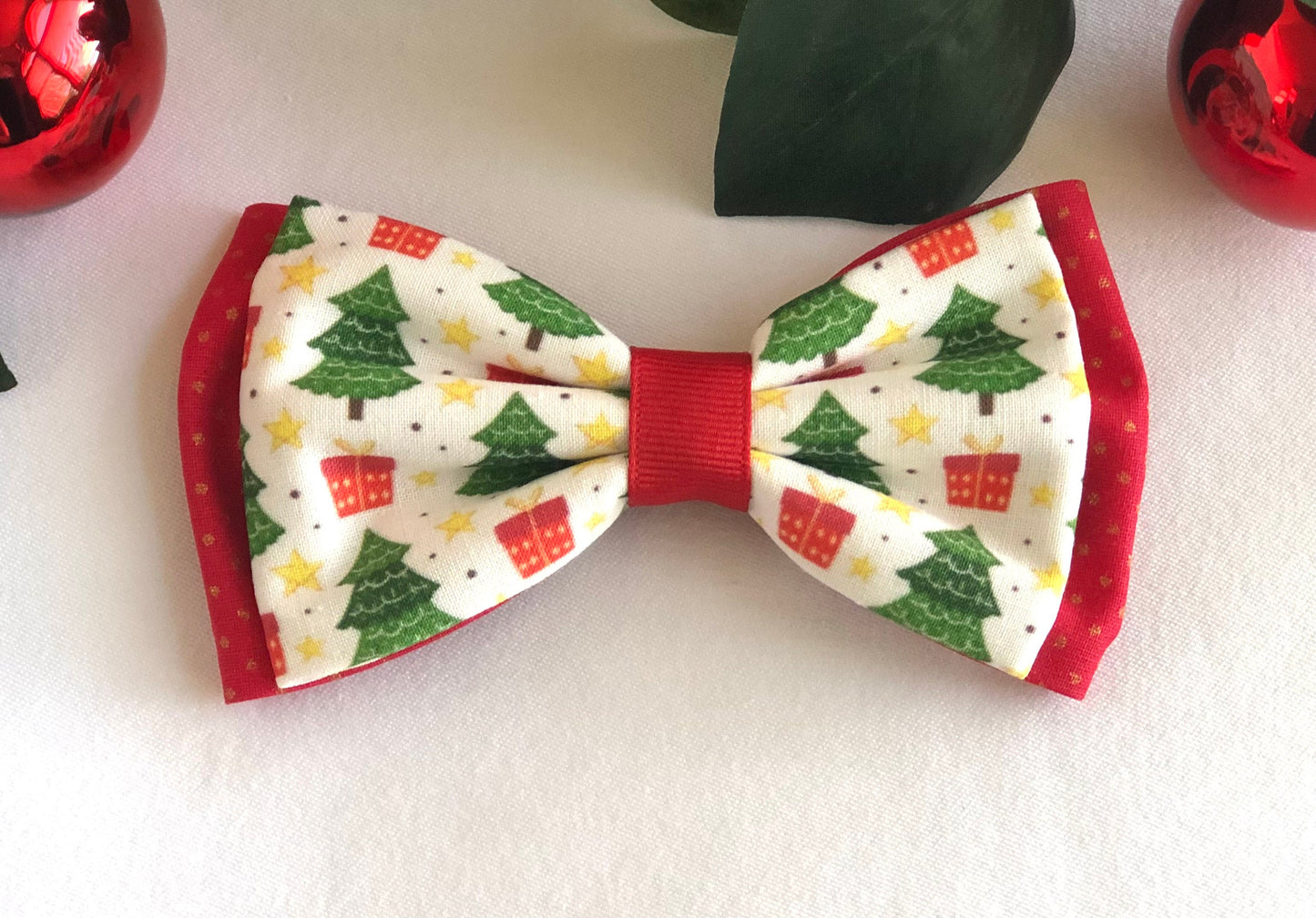 Festive Christmas Tree print in Scarves and Bows